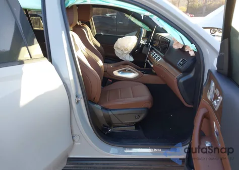 2025 Mercedes-Benz Gls 450 4Matic z USA, uszkodzony, nr VIN 4JGFF5KE2SB341093